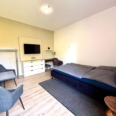 Stadtmitte Im Zentrum Von Itzehoe Aber Ruhig Buitenkant foto