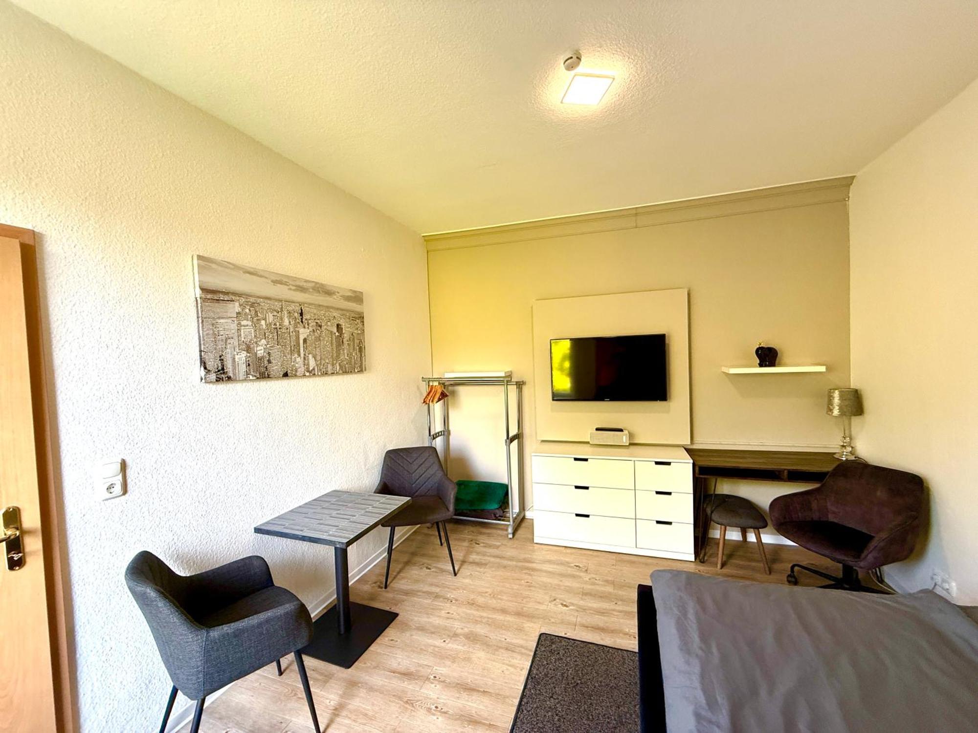Stadtmitte Im Zentrum Von Itzehoe Aber Ruhig Buitenkant foto